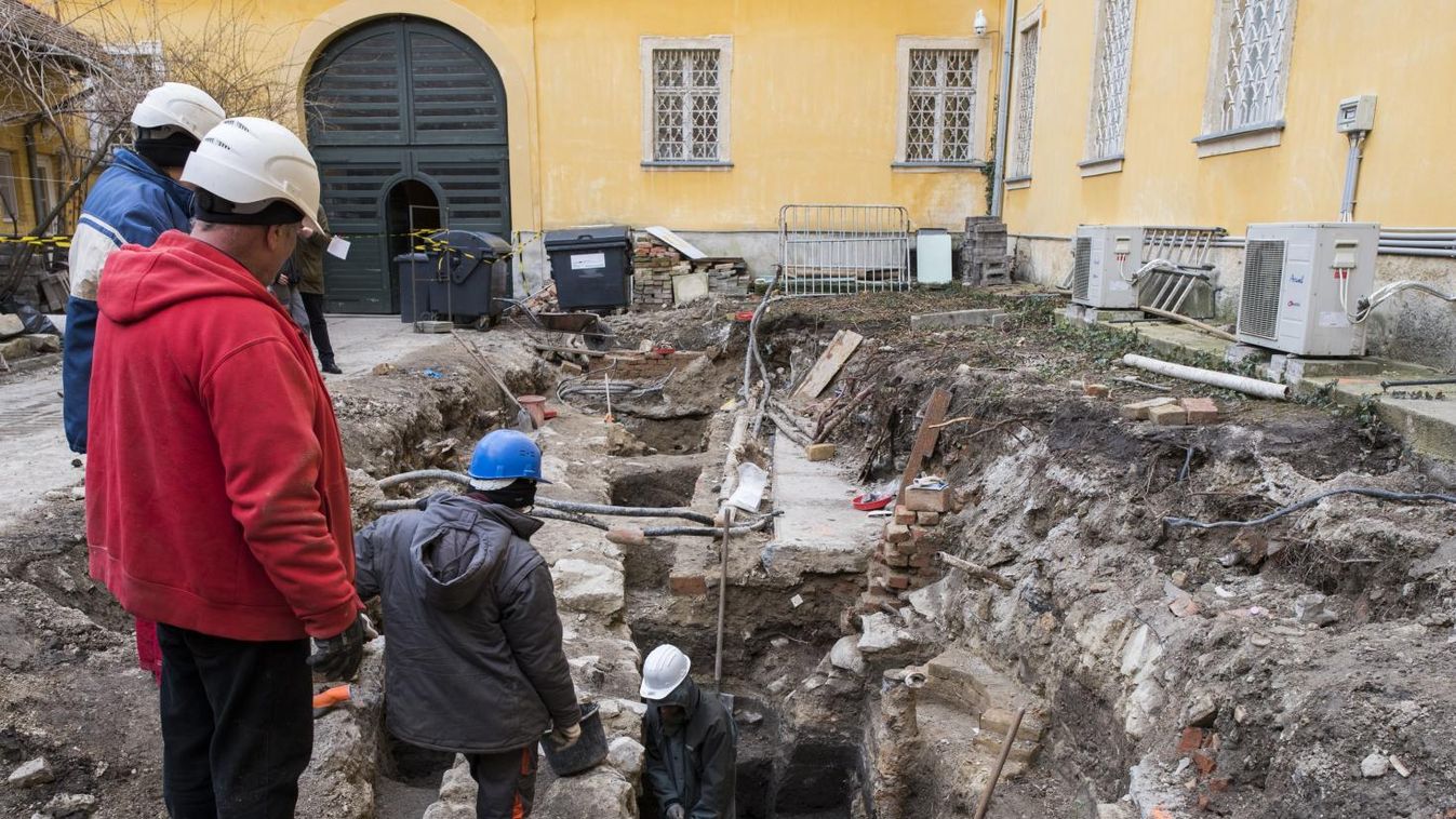 Jelentős régészeti emlékekre bukkantak a Szent István Király Múzeum rekonstrukciója során