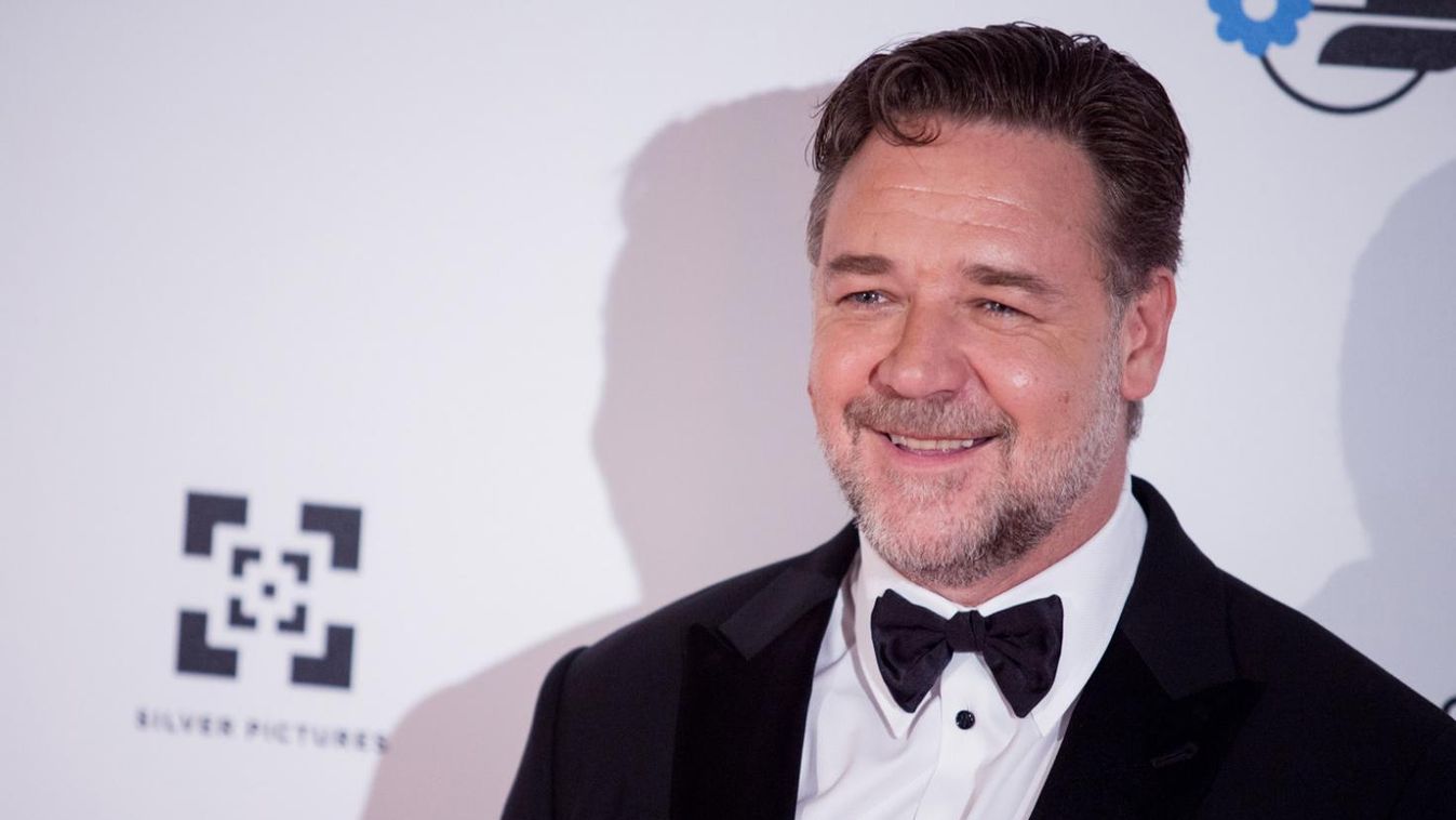 Aukcióra bocsátja féltett ereklyéit Russell Crowe