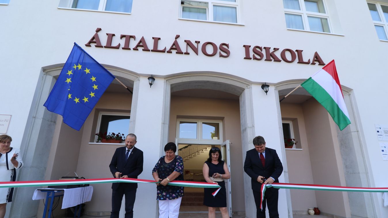 Hatvan év után ismét fénykorát éli a dégi általános iskola
