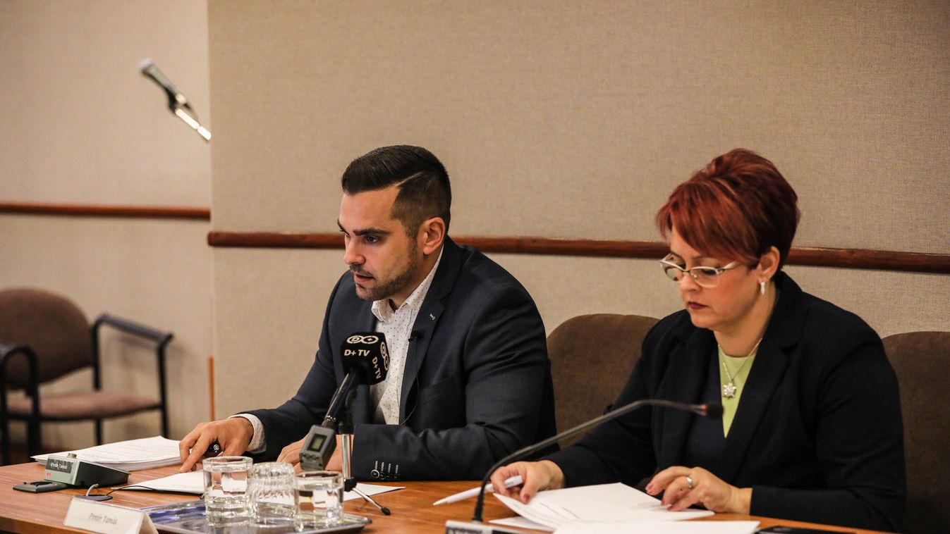 Felmondta az újvárosi önkormányzat a DVCSH szerződését