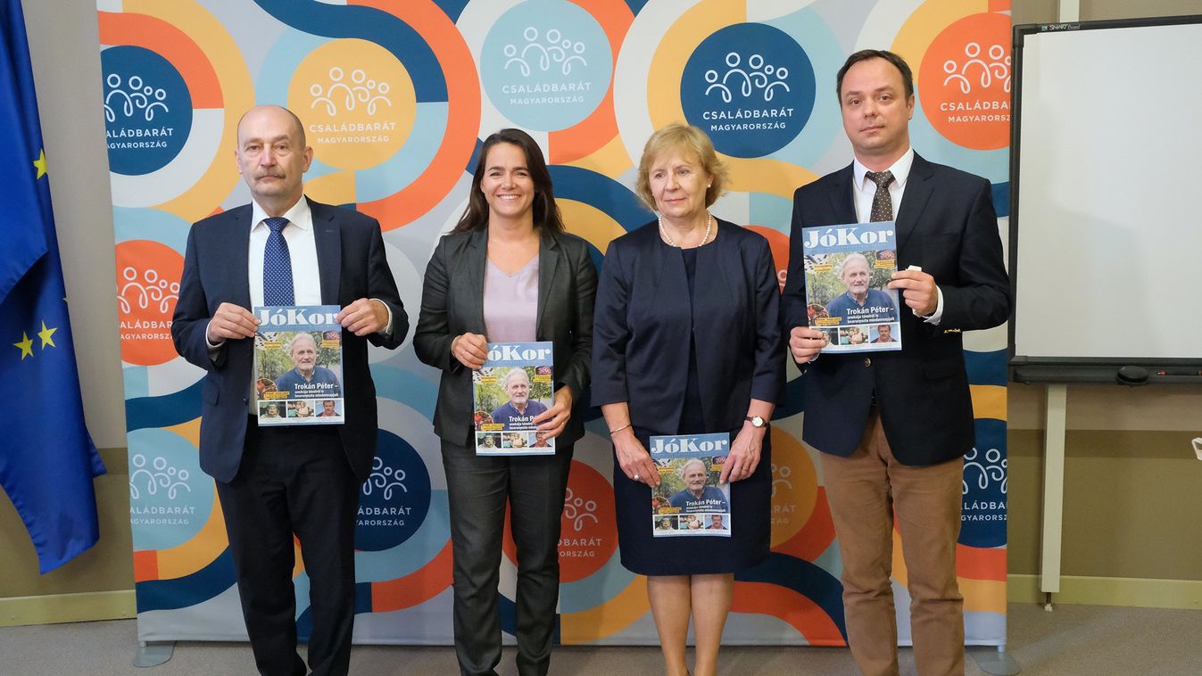 Tájékoztató magazint kapnak a nyugdíjasok