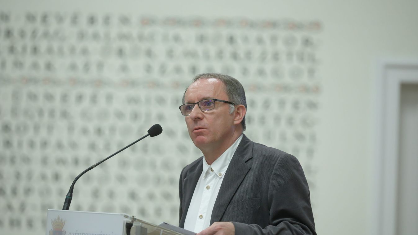 Előadtak, kirándultak is az írók Fehérváron