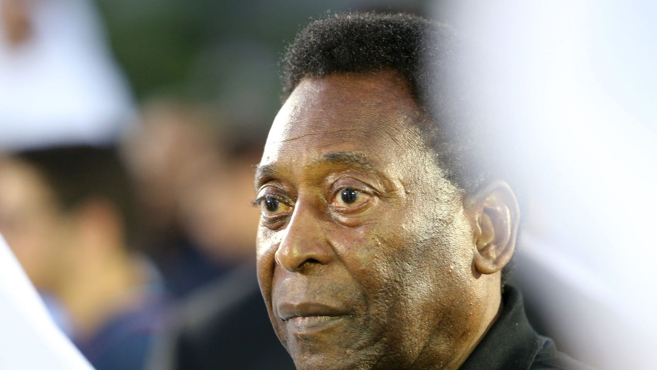 A kórházból üzent a rajongóknak Pelé (videó)