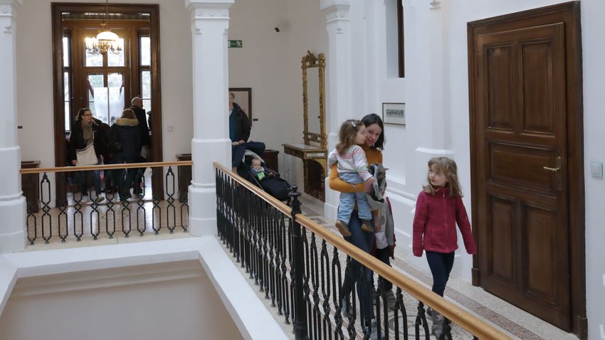 The Nádasdy Castle was filled with people on the first day of the long weekend