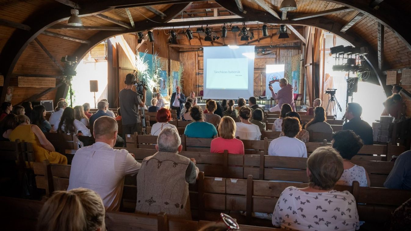 Idén is megrendezi szabadegyetemét Mikházán a Hagyományok Háza