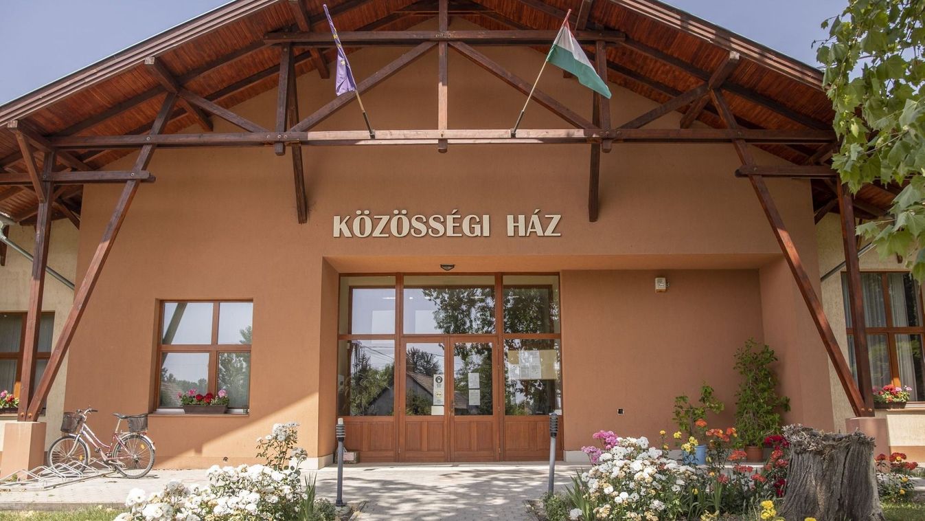 Kormányzati támogatásból újulhat meg Nagylók központja