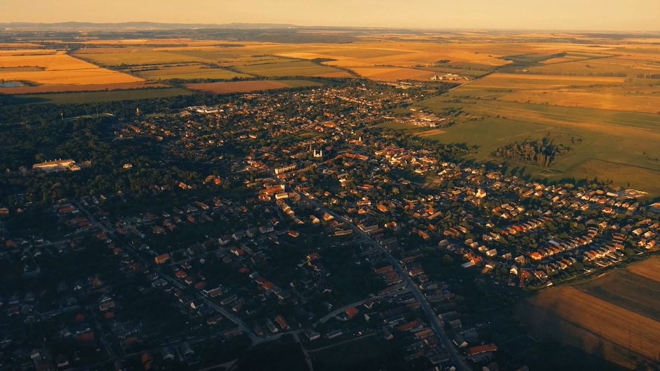 Bemutatták a kisváros új imázsfilmjét! Nézzék meg Önök is! (videó)