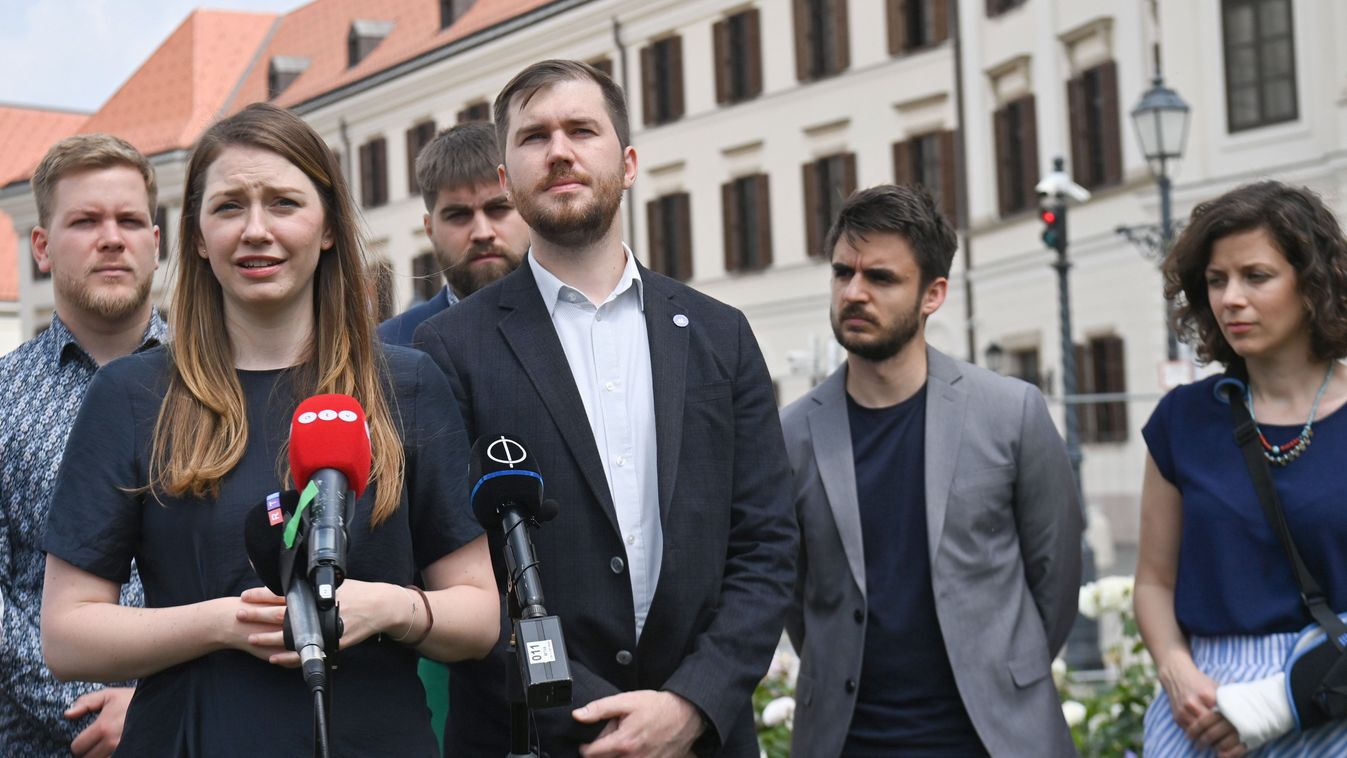 Alapjogokért Központ: a Momentum megint azt játssza, hogy nem kér Gyurcsány Ferencből