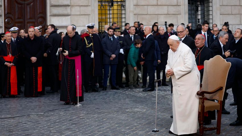 Pope Francis asked for peace in the world during the celebratory ceremonies of the Immaculate Conception