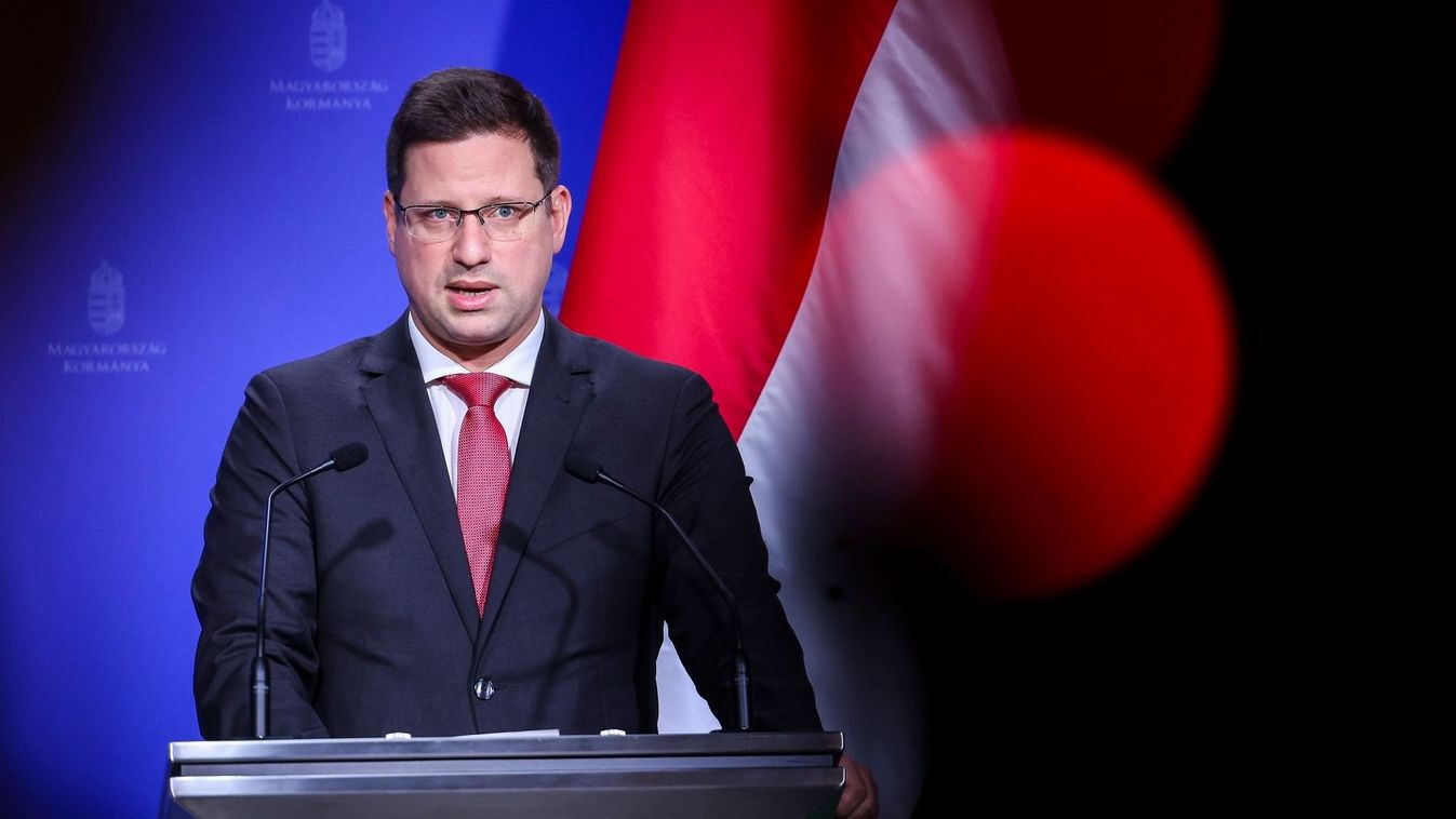 Megműtötték Gulyás Gergelyt