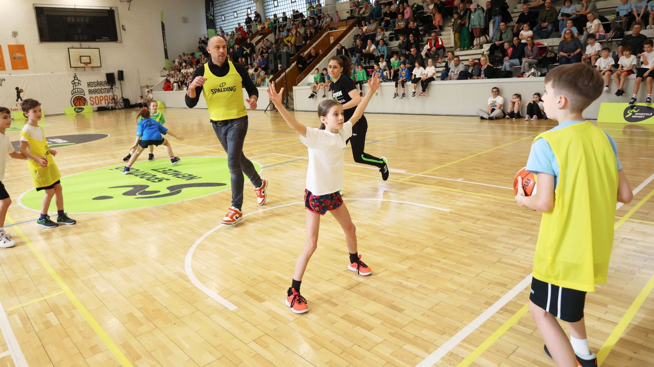 More than two hundred children take part in the Sportoló Nemzet Basketball Cup