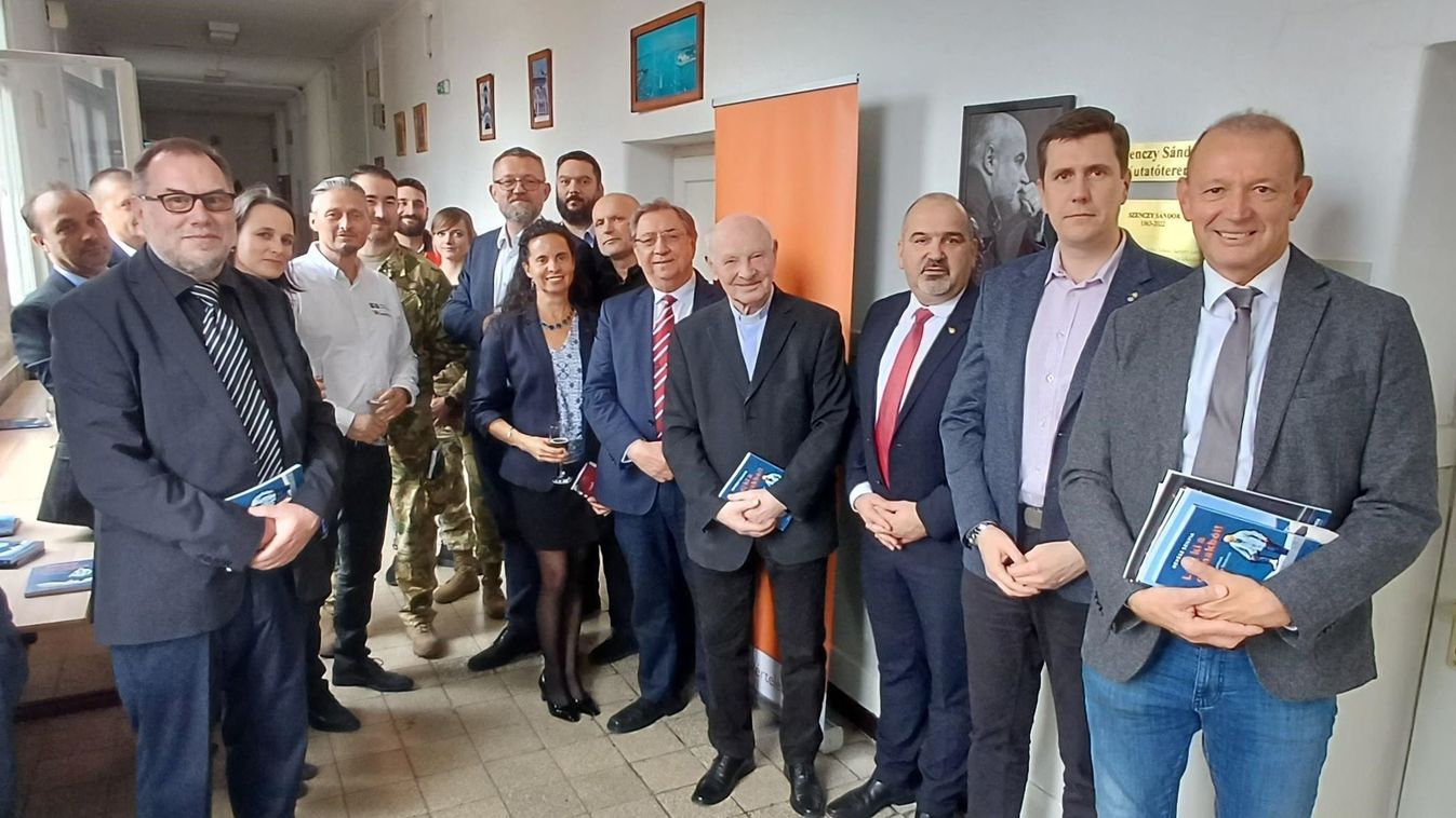 Kutatótermet neveztek el Szenczy Sándorról (galéria)