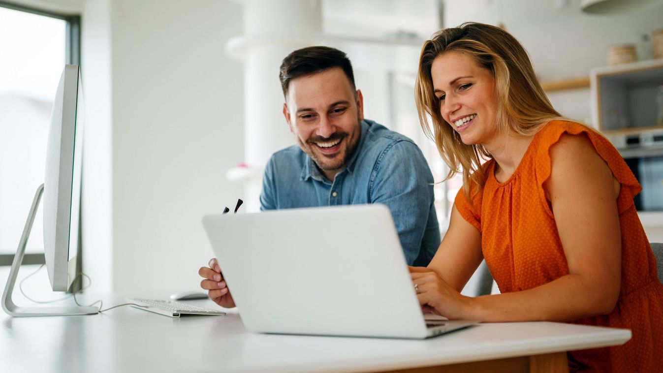 Egyre többen intézik adóbevallásukat online