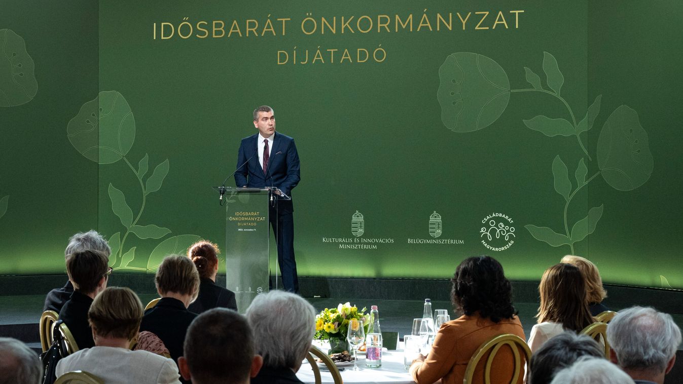 KIM: még három hétig lehet pályázni az Idősbarát Önkormányzat Díjra