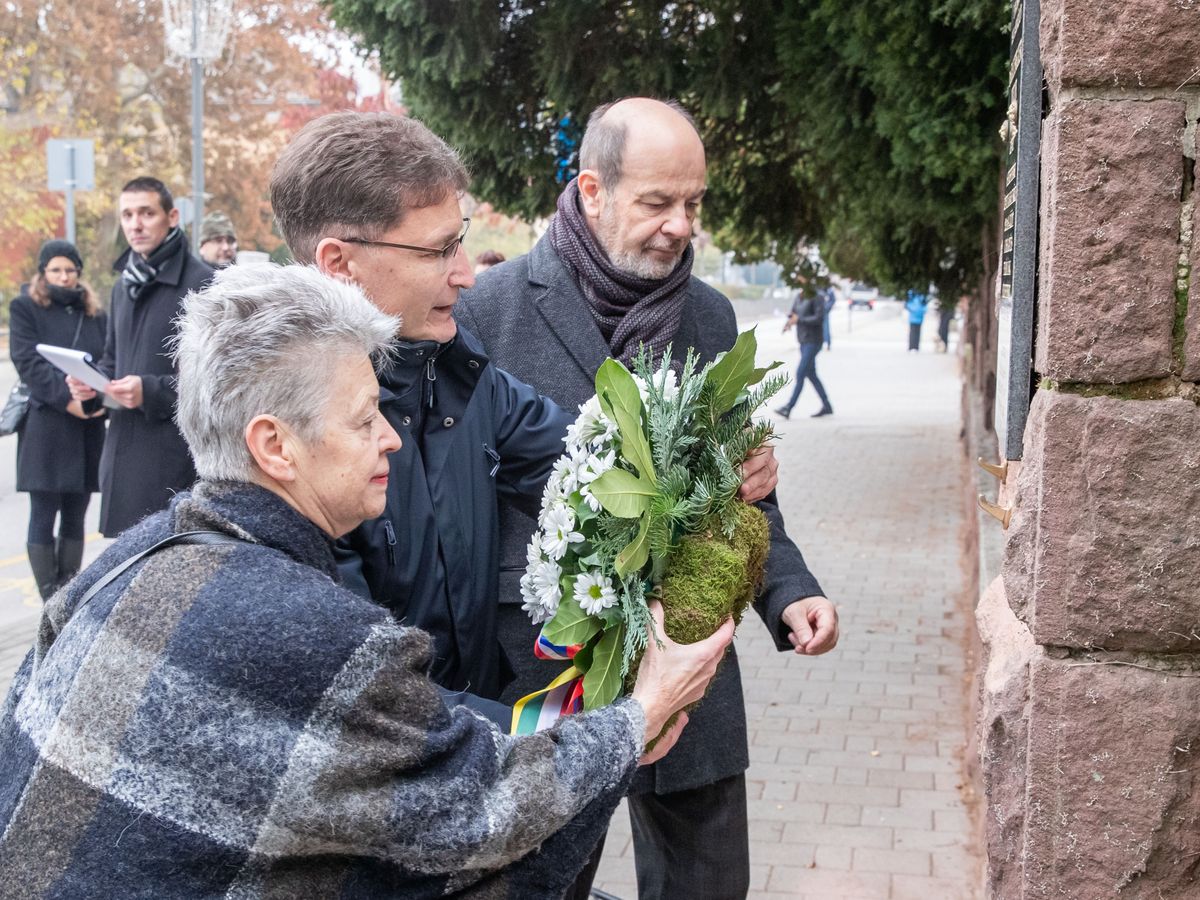 Kaltenecker Viktor emlékét őrzi egy új tábla Székesfehérváron, a Várkörúton