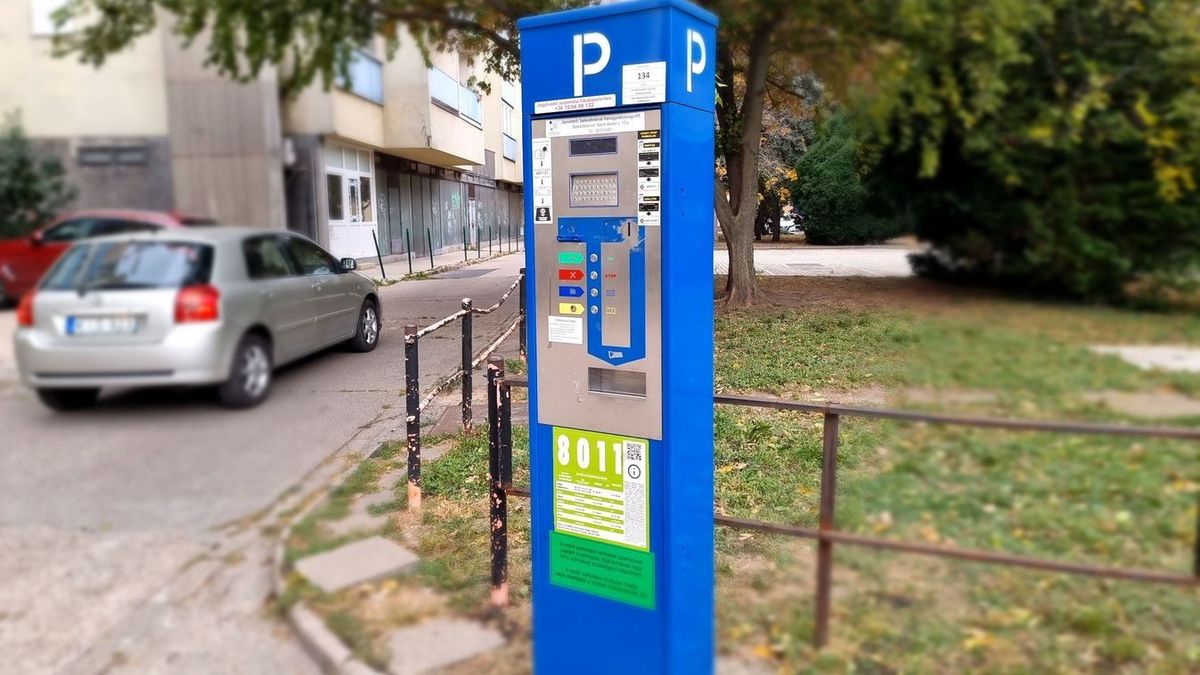 Erre számíthatunk a szombati munkanapon a parkolást illetően. Ez lesz a parkolási rend.