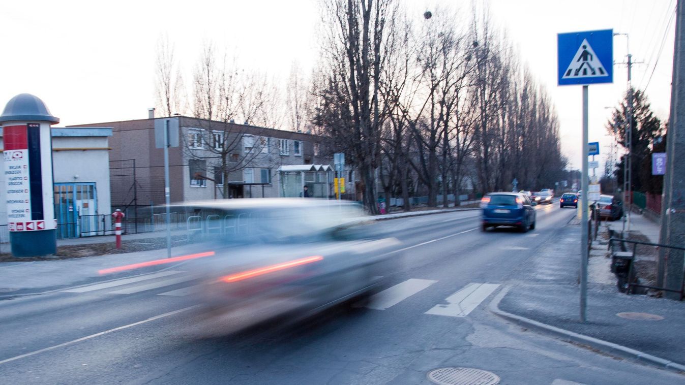 Traffipax: valósággal kaszálták a gyorshajtókat (Videó)