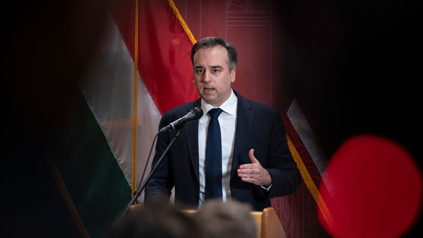 Nem nyugszik, továbbra is Magyarországot szapulja David Pressman
