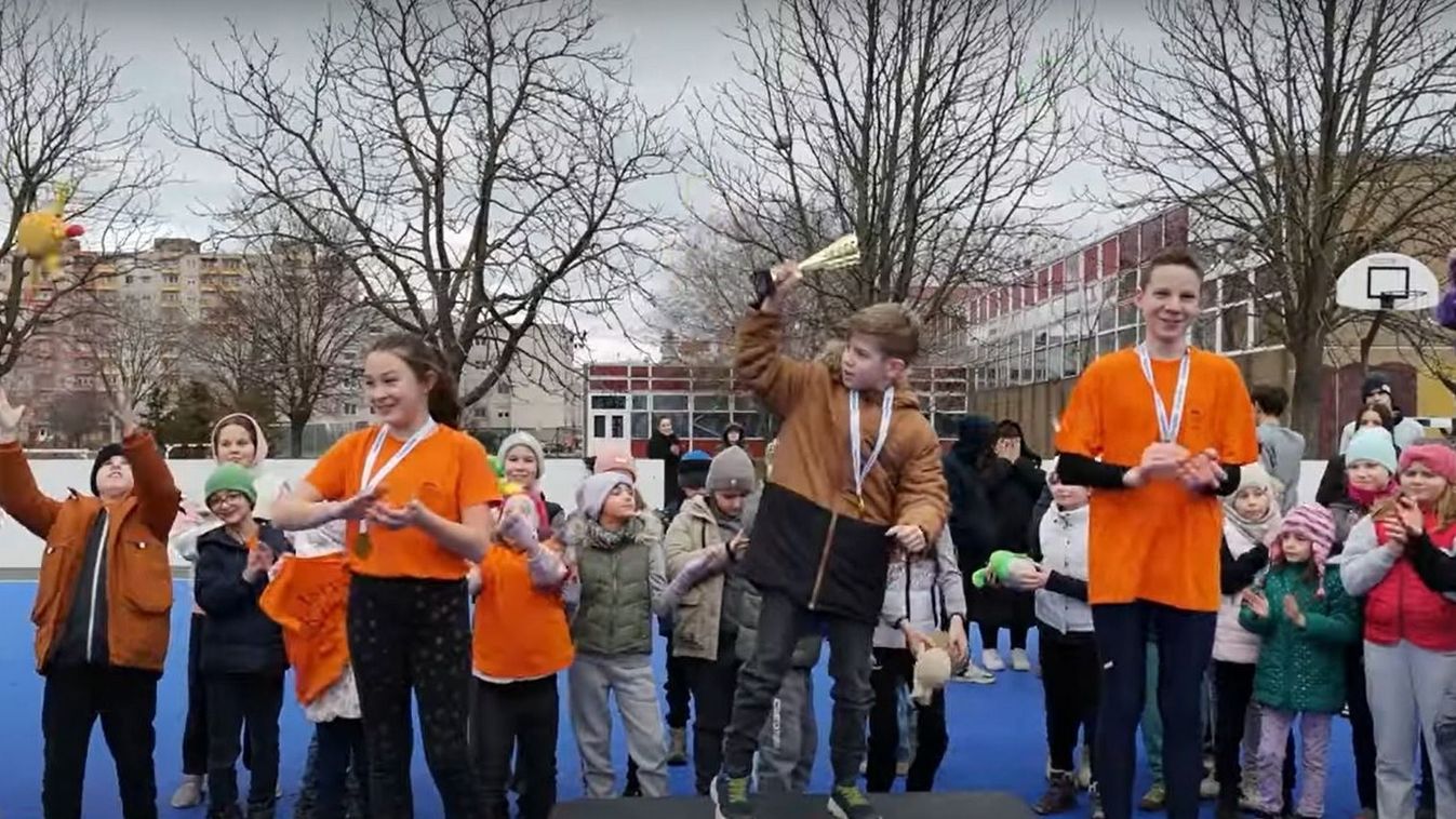 Ezzel robbantották fel a netet a fehérvári iskolások (videó)