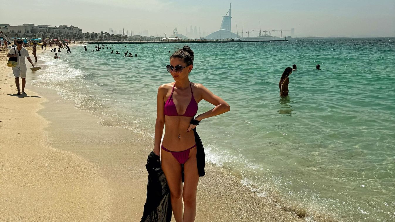 Forró pillanatok Dubajban: Renire végre rátalált a szerelem? (helyszíni fotók)