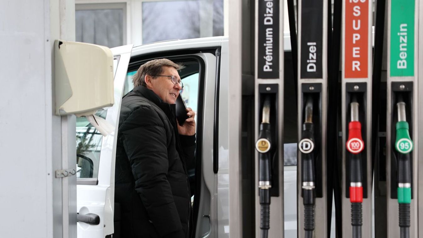 Hétvégére jelentősen drágul az üzemanyagok ára