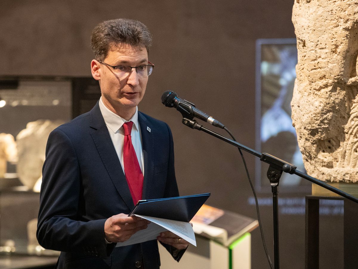 A két nép közös történelme, több mint ezer éves. A lengyel-magyar barátság a múlt mellett közös értékekre is épül – hangzott el a székesfehérvári közös ünnepen.