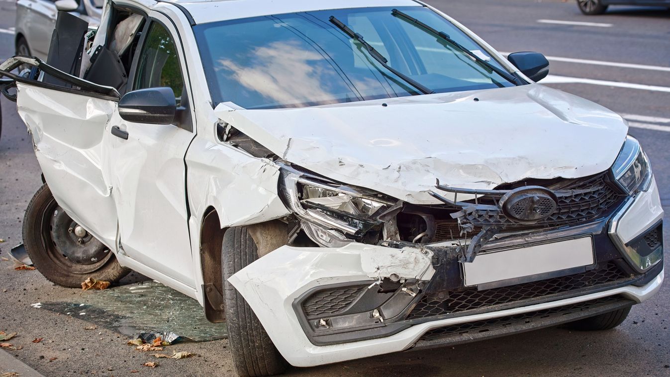 Tömegbaleset az M7-esen – rohantak a tűzoltók és a mentők