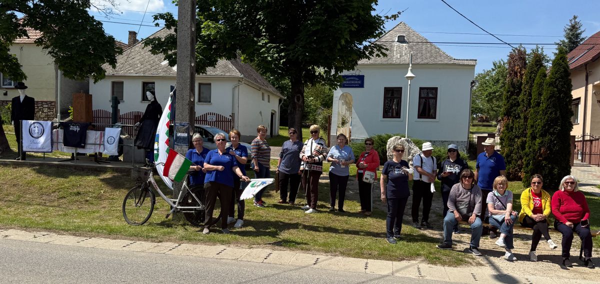 Bár néhány napja véget ért a kerékpárverseny, a Tour de Hongrie élménye még sokakban ott van. Így van ezzel Pusztavám is, kaptunk is belőle egy csokorral.