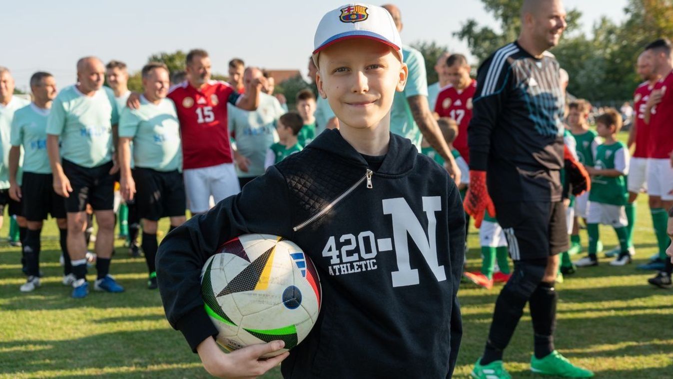 Meghalt a Fejér megyei kisfiú, akiért korábban összefogtak a magyar foci legendái