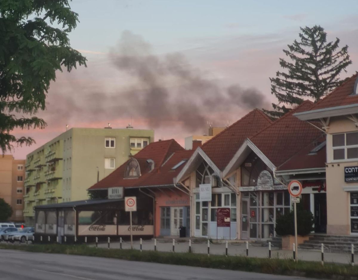Mi történt? Szirénázó autók lepték el Fejért. M7-esen, a 7-es főúton és Székesfehérváron is több baleset történt, mentőt is riasztani kellett.