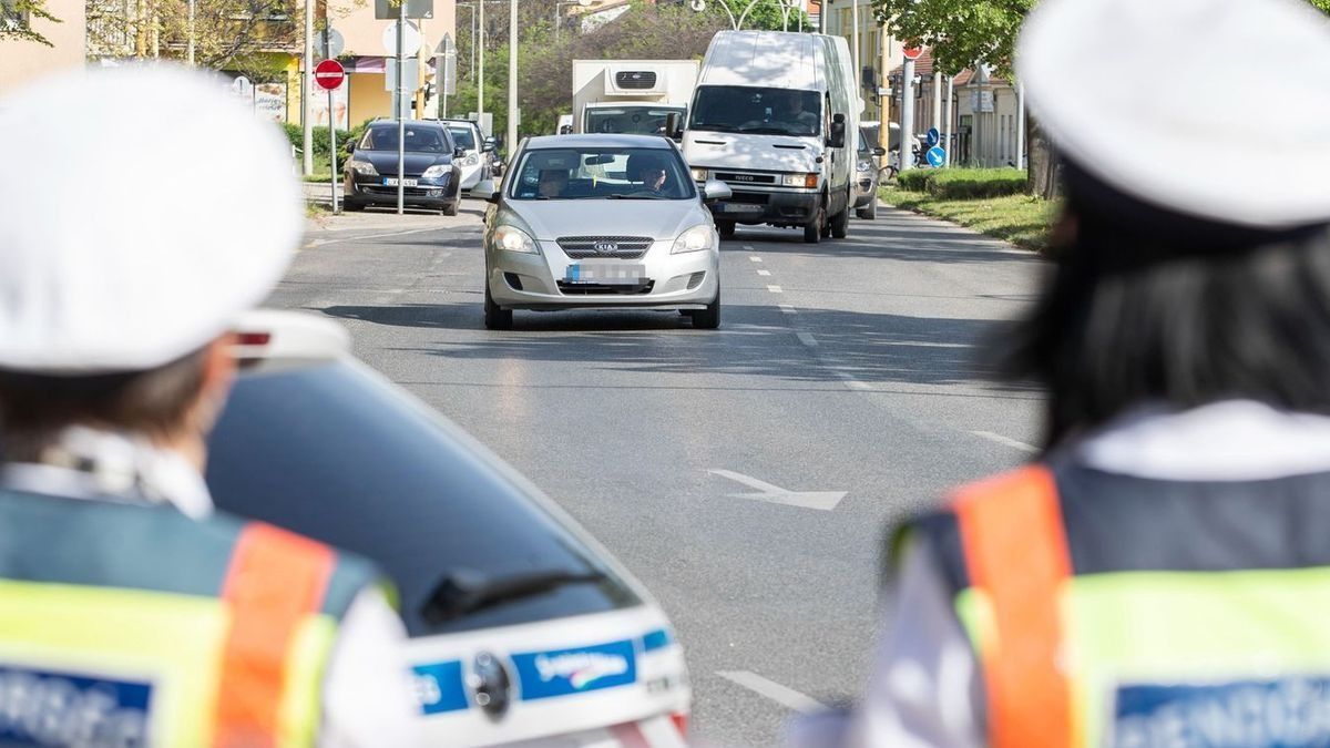 Szinte nem lehetett úgy közlekedni Székesfehérváron, hogy a közlekedő utuk során ne találkozzanak a rendőrség munkatársaival. Íme az eredmények!