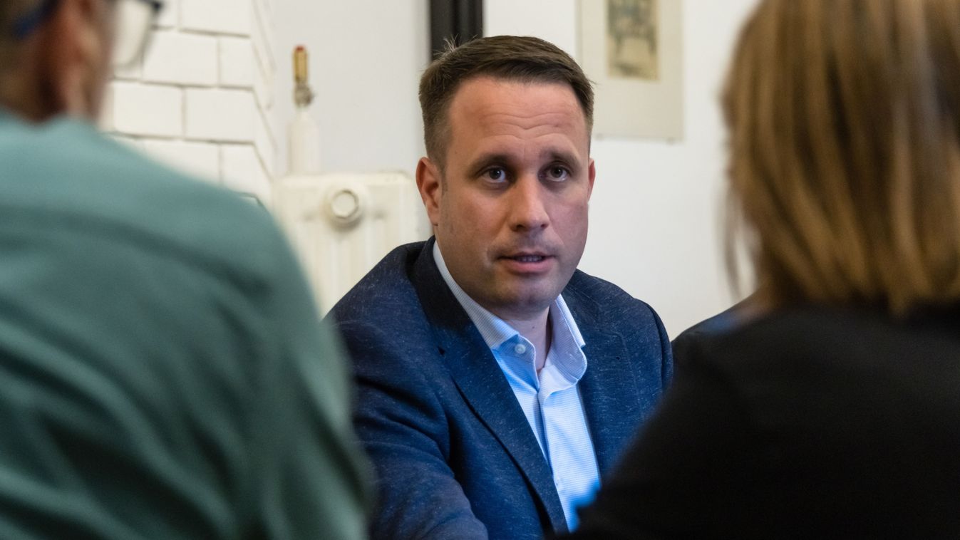 Dömötör Csaba: a szokásosnál is durvábban fenyegetőzik az egyik brüsszeli szócső