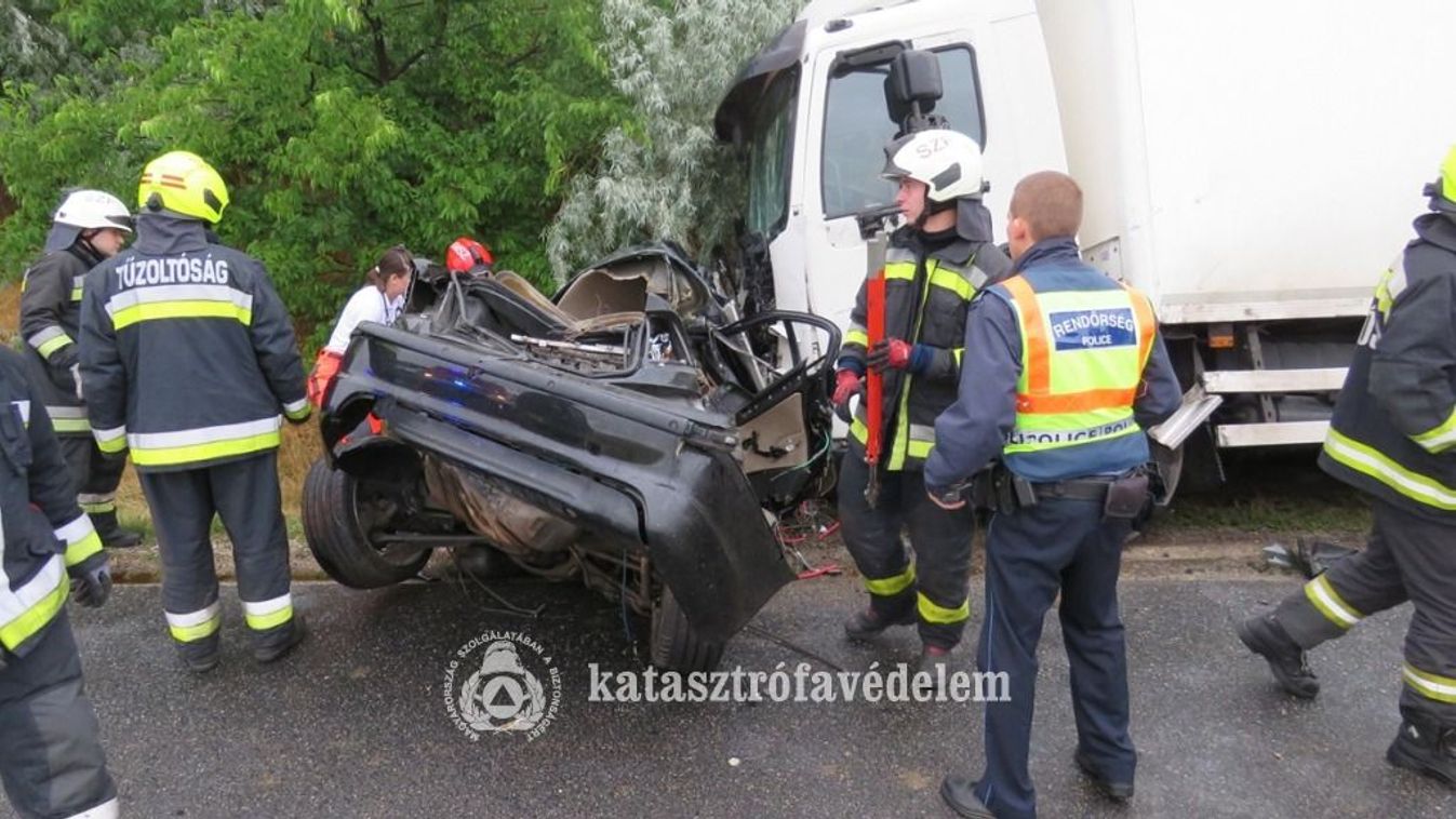 Sokkoló felvételek kerültek elő a zámolyi halálos balesetről - videó, fotók - cikkünk frissült