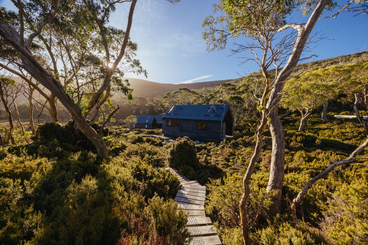 Waterfall,Valley,Hut,Is,A,Public,Accessible,Hut,On,The