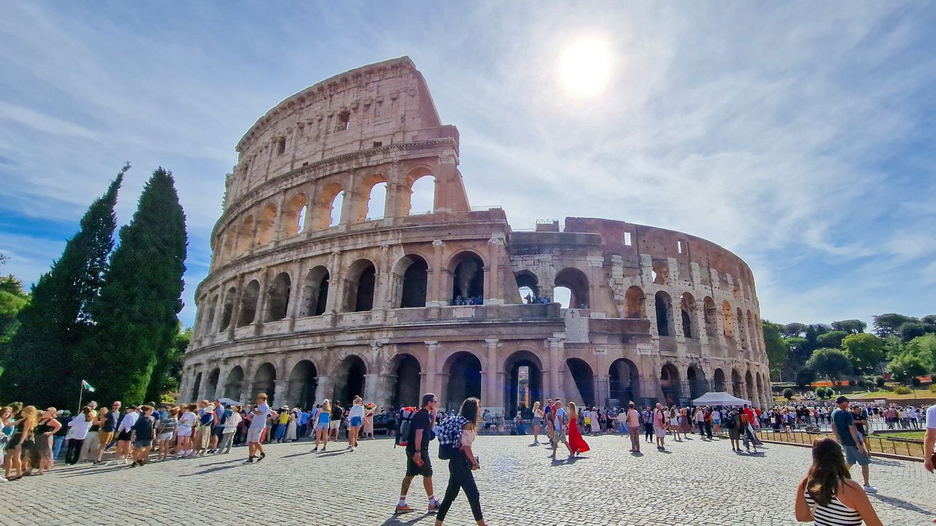 Bírságolják a turistákat Olaszországban - mutatjuk, mire figyeljen