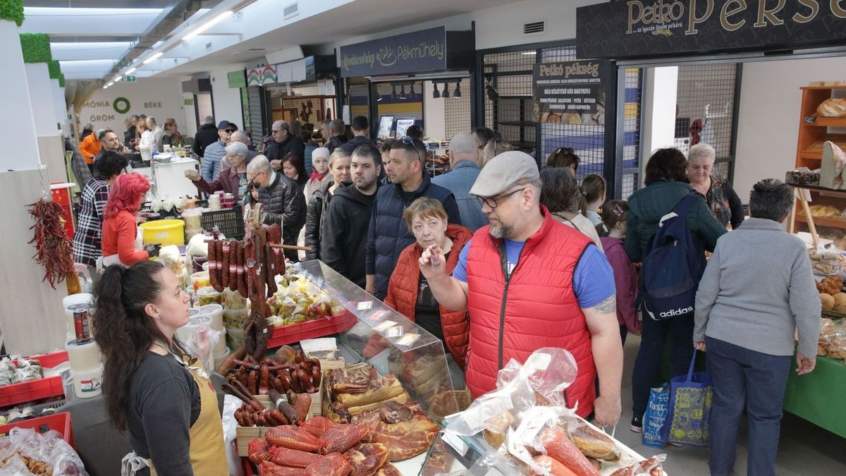 Ideiglenesen új helyszínre költözhet a székesfehérvári piac