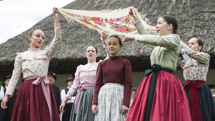 Exkluzív helyszínen választják meg pünkösd királyát és királynéját