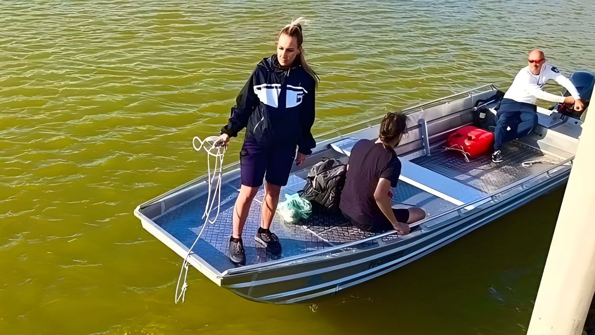 Senki ne csinálja utána, át akarta gyalogolni a Velencei-tavat, mentés lett a vége