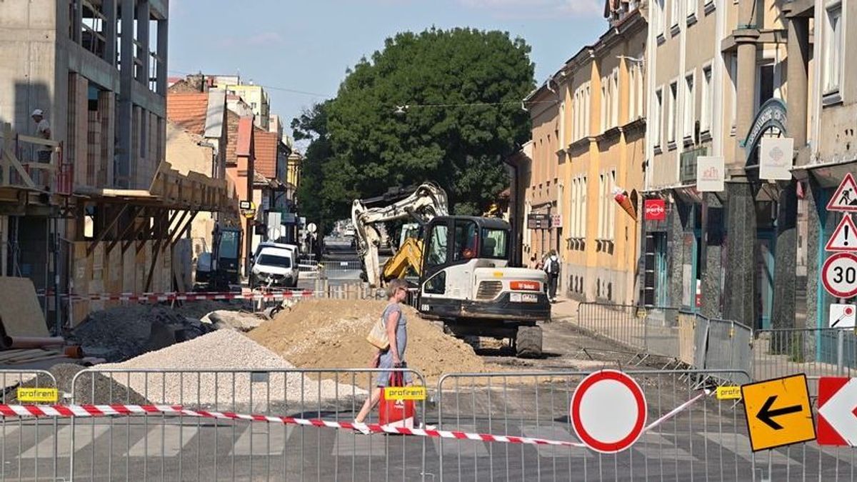 Újabb fordulat a Budai úton: ezért nem szűnik meg még a lezárás