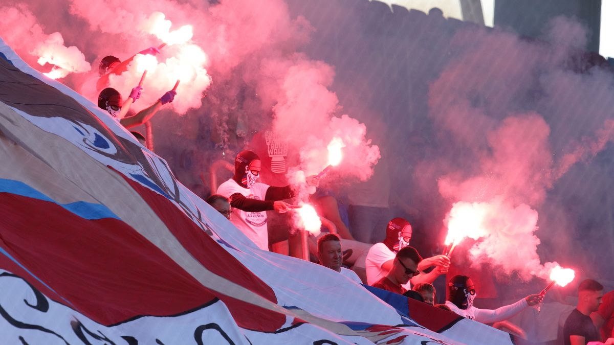 „Újra a klubunk léte a tét” – utcára vonulnak a Videoton szurkolói