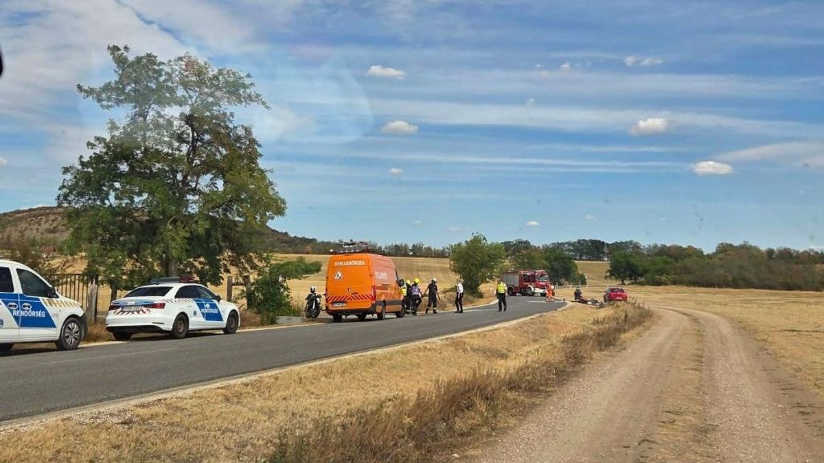 Helyszíni képek érkeztek a motoros balesetről