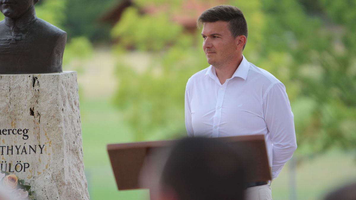 „Ha belépek a küszöbön, minden hivatali problémám eltűnik” – Reizinger Ádám a polgármesterség másik oldaláról