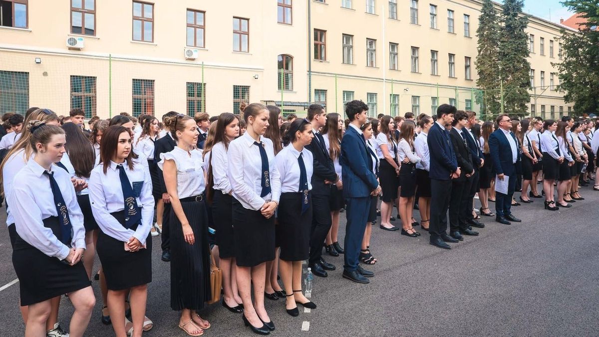 Megvan a tanév teljes menetrendje, ezeken a napokon nem lesz tanítás