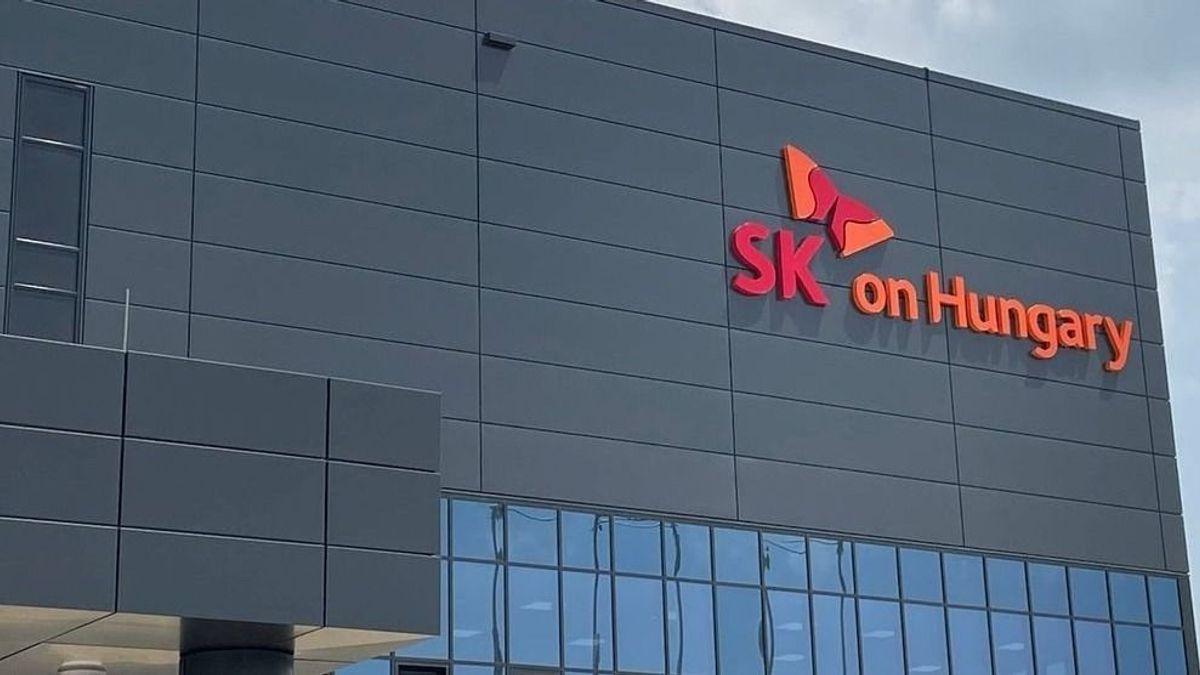 Újabb súlyos büntetést kapott az iváncsai akkumulátorgyár