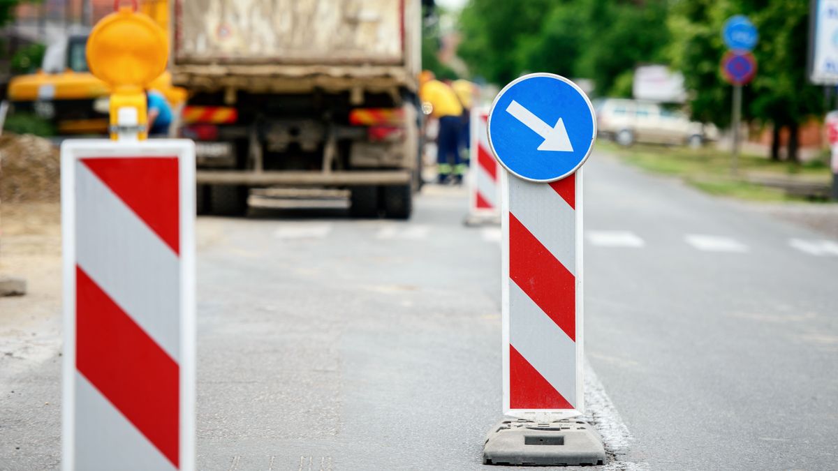 Ma kezdődik a többhetes útlezárás Fejérben, így segít az önkormányzat