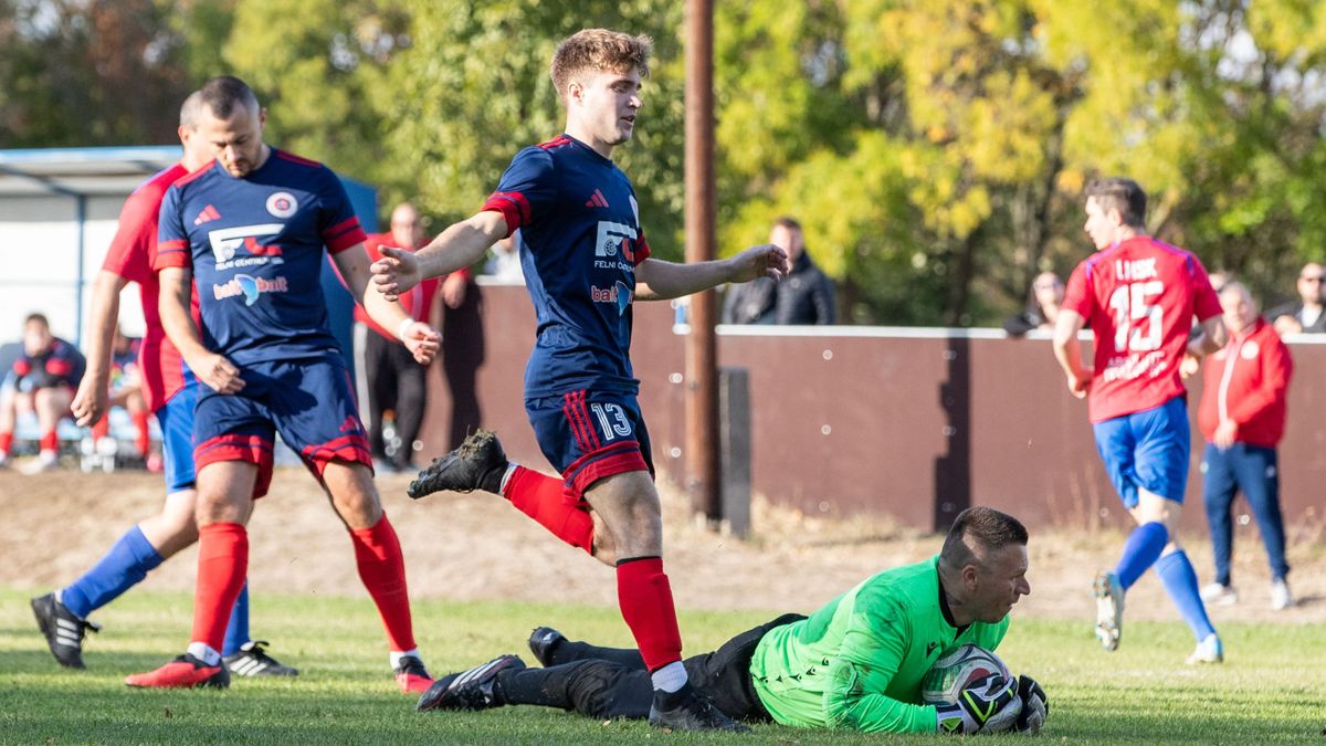 Mányban botolhat az éllovas, délen a Videoton Baráti Kör készül bravúrra