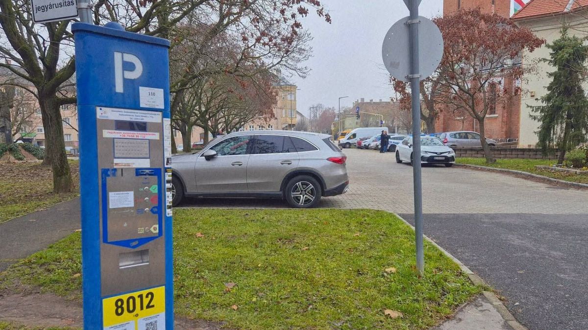 Változik a parkolási rend az ünnepi hétvégén Székesfehérváron
