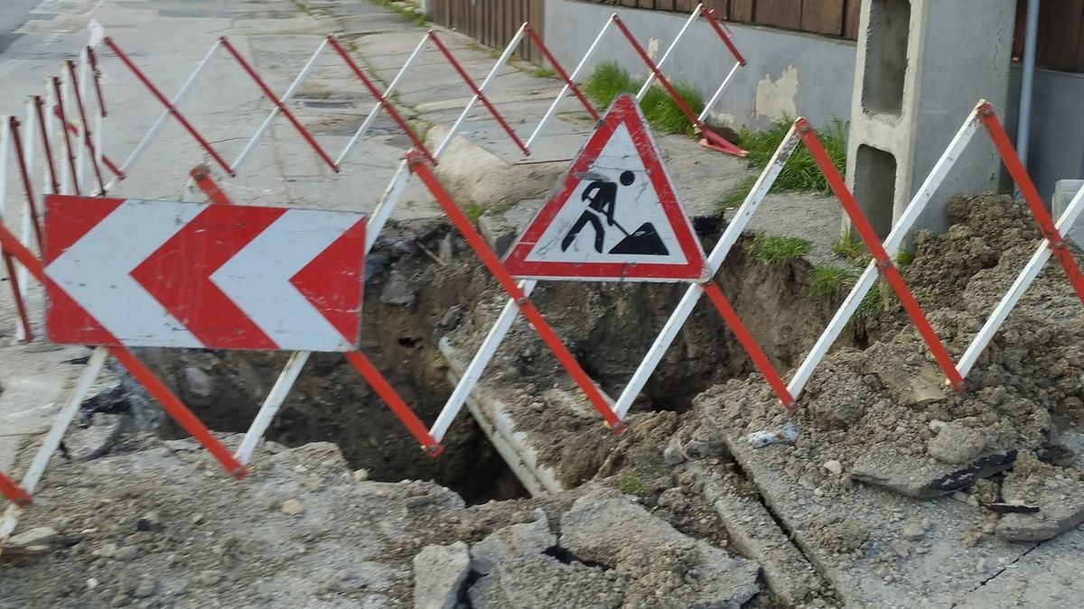 Most érkezett: Ezt a szakaszt zárják le csőtörés miatt Székesfehérváron!