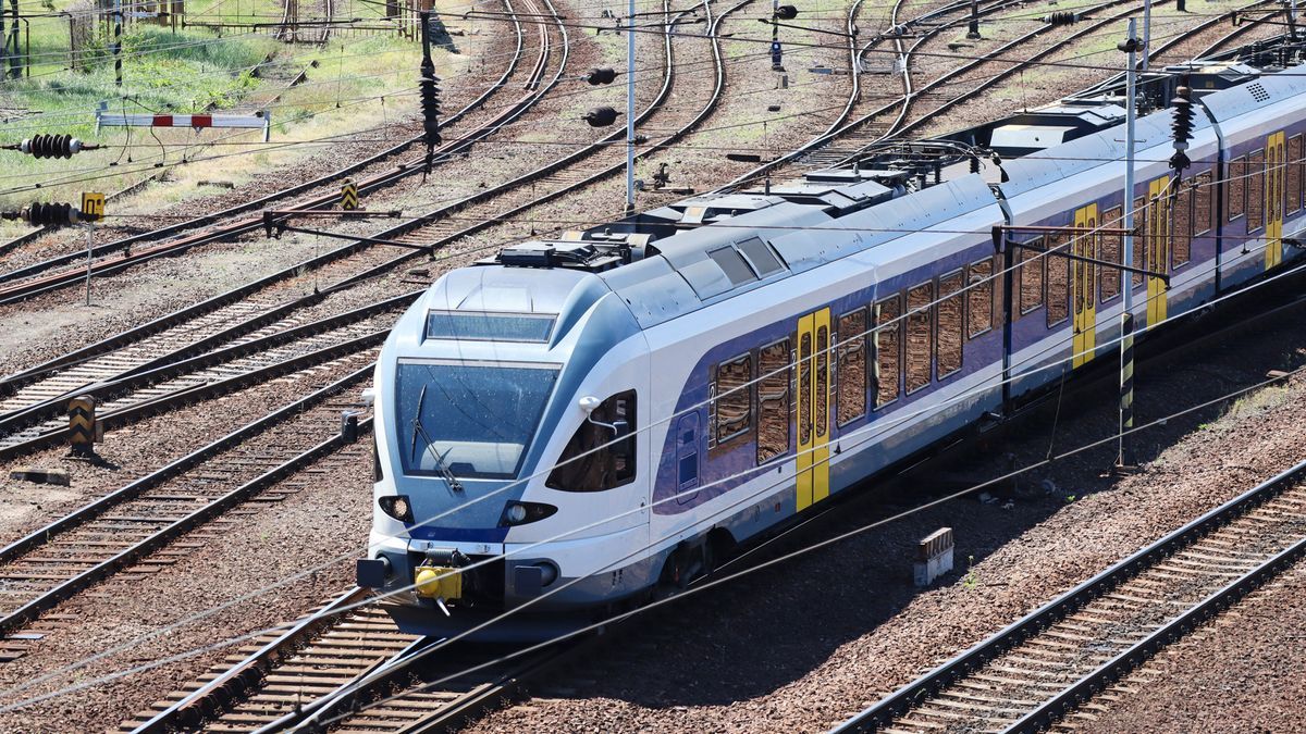 Borul a menetrend a MÁV-nál, a székesfehérvári vonal is érintett!