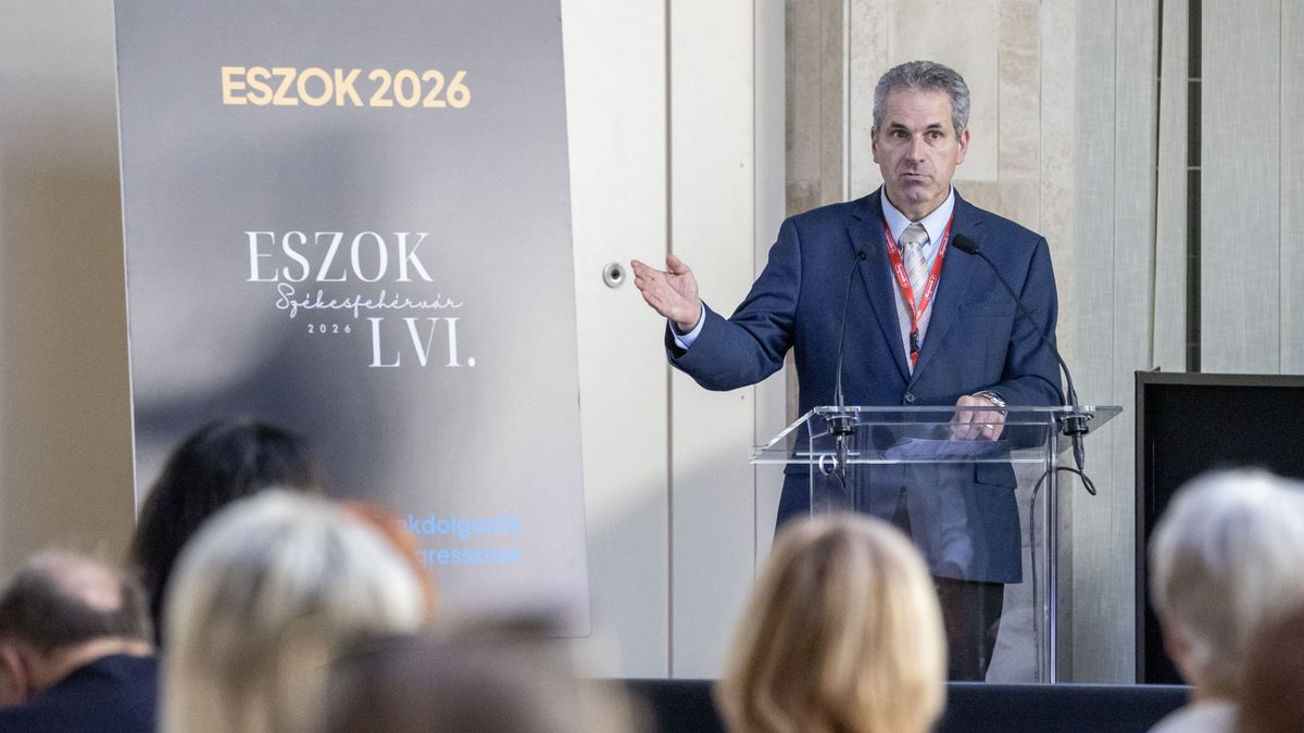 Nélkülük nincs gyógyulás – Székesfehérváron találkoztak az egészségügy szakdolgozói